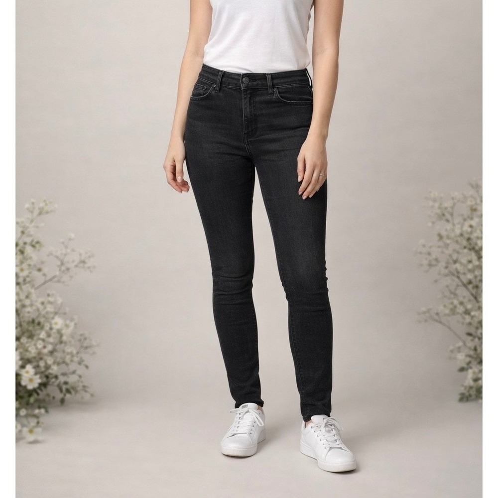 Signature by Levi Strauss Womens Mid Rise Skinny Jeans Faded Black Stretch‎  8M